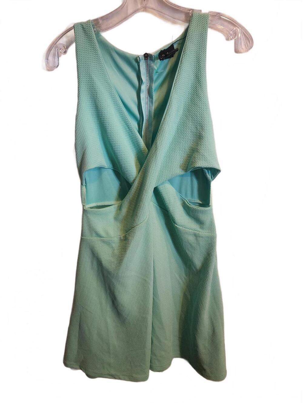 Love Mint Green Cut Out Dress. Women's Size XL. 33 inches long. Good condition